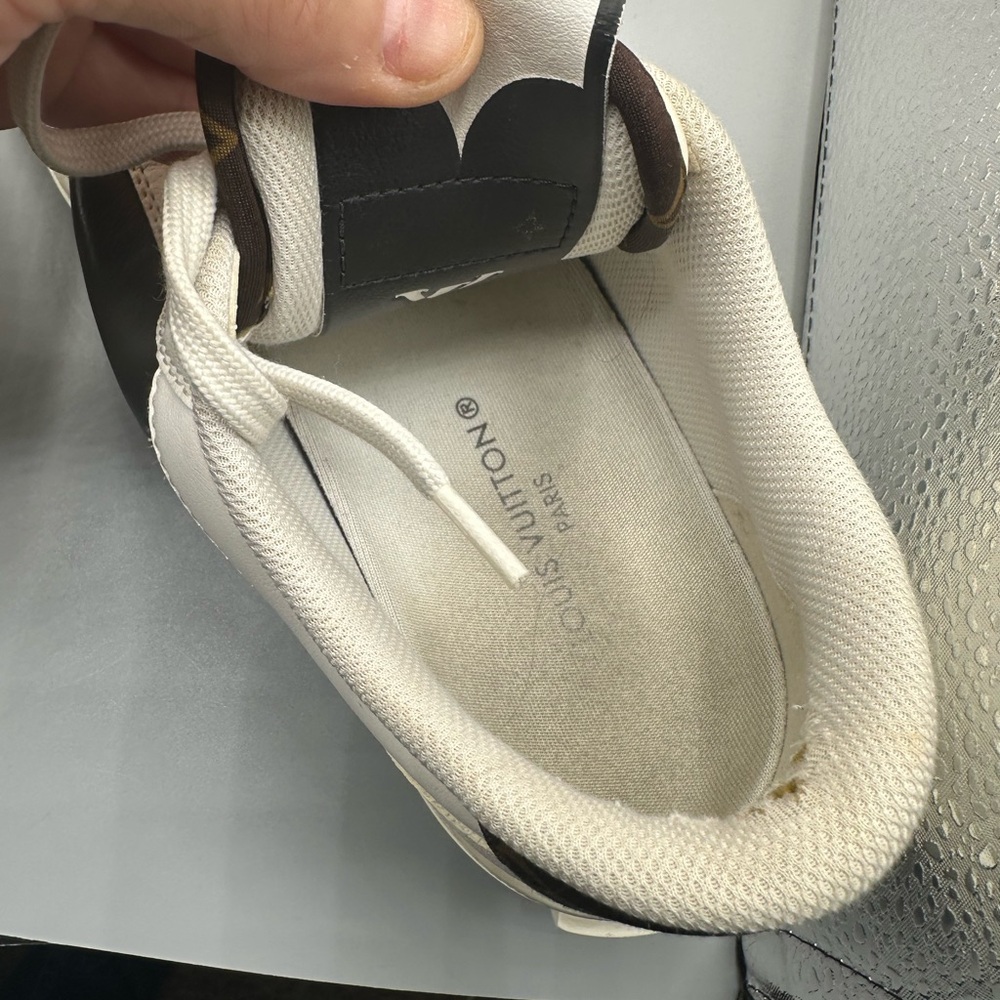 Louis Vuitton Charlie sneaker size 38 - Picture 5 of 7